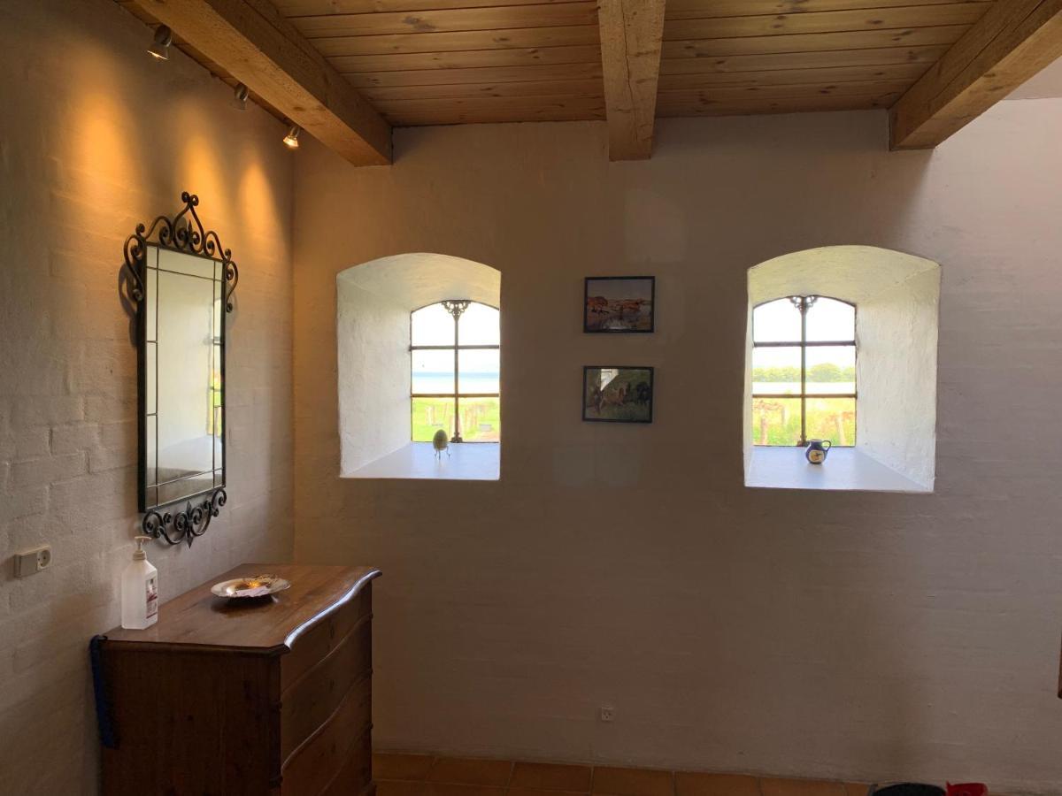 Stutteri Ahl Near Beach And Town Ебелтофт Екстериор снимка
